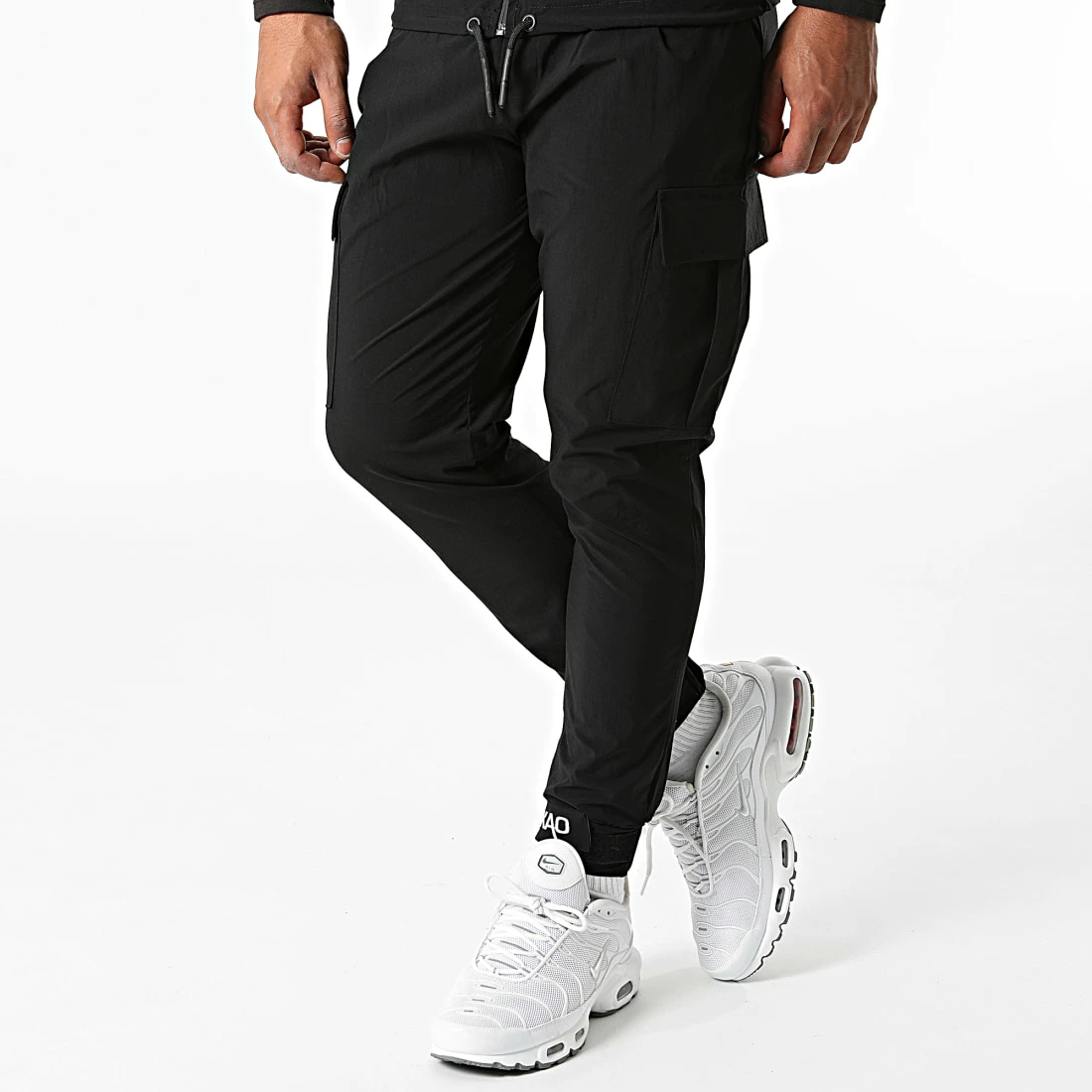 Promo 🔔 Ensemble Gilet Sans Manches Et Jogger Pant LL465 Noir de Ikao 😍 6 Promo 🔔 Ensemble Gilet Sans Manches Et Jogger Pant LL465 Noir de Ikao 😍 – Image 4