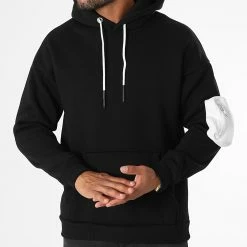 Budget 😉 Sweat Capuche LL505 Noir de Ikao 🌟