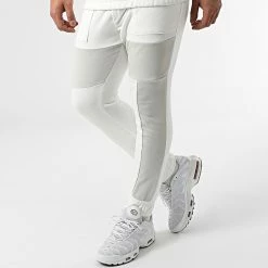 Tout neuf ❤️ Ensemble De Survêtement LL493 Blanc Gris de Ikao ✔️ -Ikao Soldes Boutique ikao 292181 LL493 ECRU STONE 20211119T145653 04