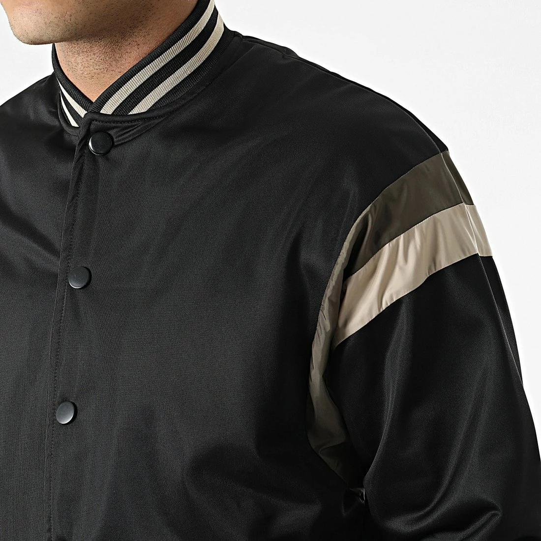 Le moins cher ⭐ Ensemble De Survetement LL611 Noir de Ikao 💯 4 Le moins cher ⭐ Ensemble De Survetement LL611 Noir de Ikao 💯 – Image 2