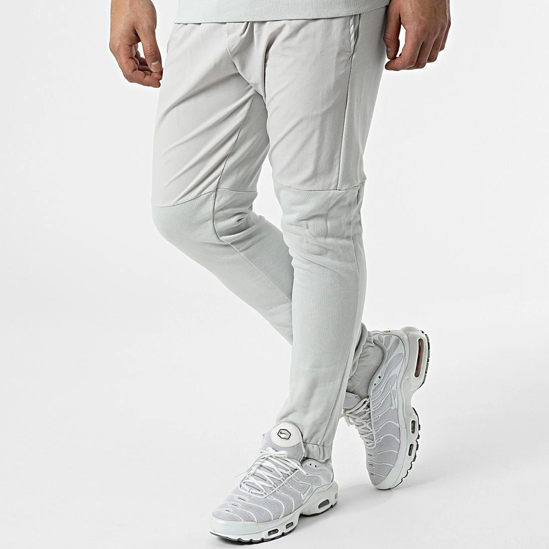 Top 10 ✔️ Ensemble Sweat A Col Zippé Et Pantalon Jogging LL497 Gris Clair de Ikao 🥰 6 Top 10 ✔️ Ensemble Sweat A Col Zippé Et Pantalon Jogging LL497 Gris Clair de Ikao 🥰 – Image 4