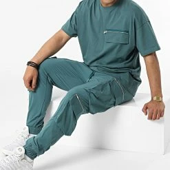 Coupon 🧨 Ensemble Tee 👕 Shirt A Poche Poitrine Et Jogger Pant LL655 Bleu Canard de Ikao 🛒