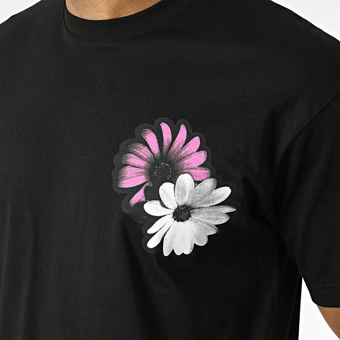 Offres 😉 Tee 👚 Shirt LL666 Blanc de Ikao 💯 4 Offres 😉 Tee 👚 Shirt LL666 Blanc de Ikao 💯 – Image 2