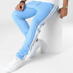 Sortie ✨ Pantalon Jogging A Bandes LL725 Bleu Ciel Blanc de Ikao 🤩 8 Sortie ✨ Pantalon Jogging A Bandes LL725 Bleu Ciel Blanc de Ikao 🤩 -Ikao Soldes Boutique ikao 341931 LL725 BLUE 20221017T145410 03